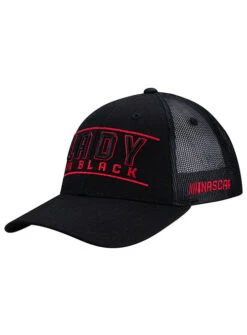 Darlington Lady In Black Hat